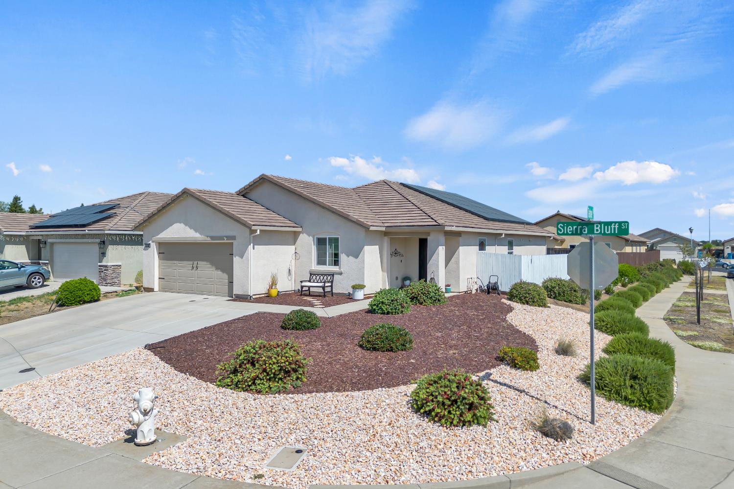 Sierra Bluff Street, Olivehurst, California image 45