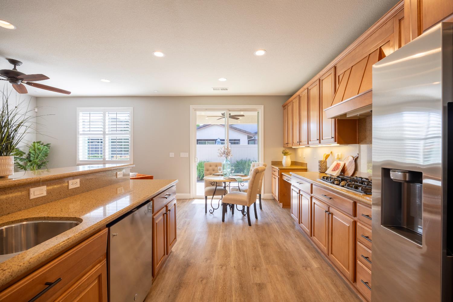 Rose Briar Place, Manteca, California image 17