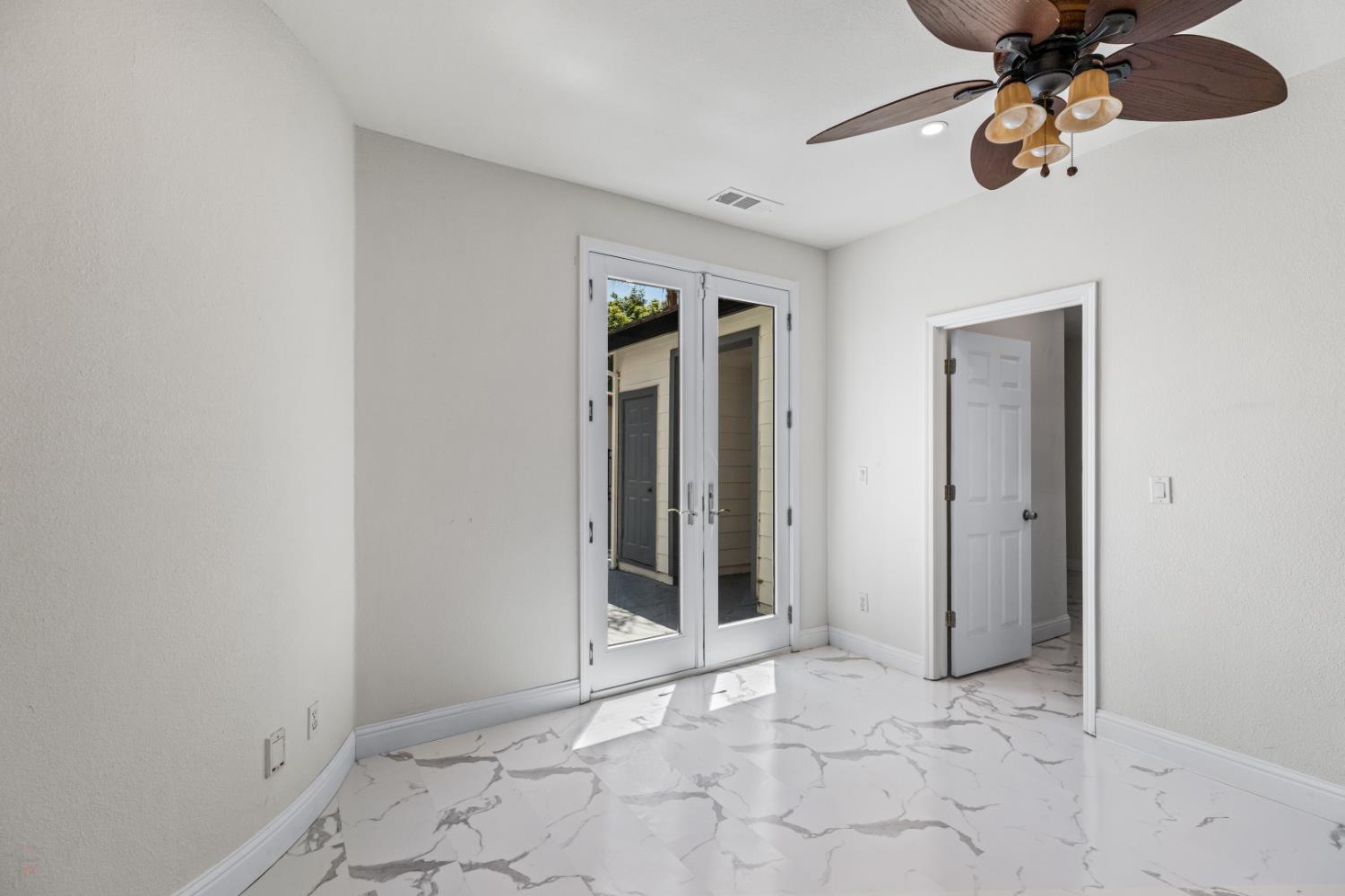 Detail Gallery Image 74 of 82 For 2431 Ogden Sannazor Ct, Tracy,  CA 95377 - 6 Beds | 4/1 Baths
