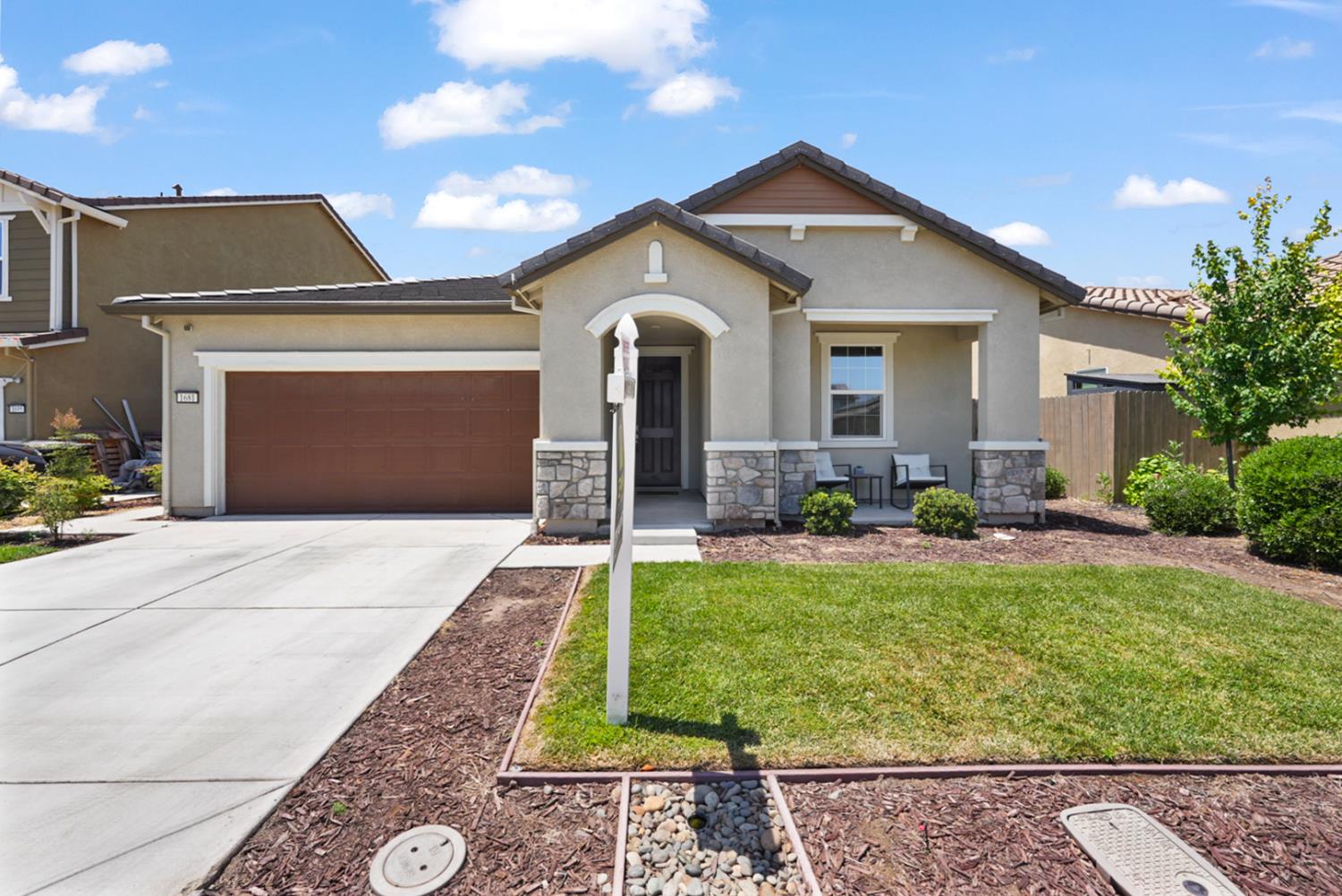 Oleander Avenue, Manteca, California image 1