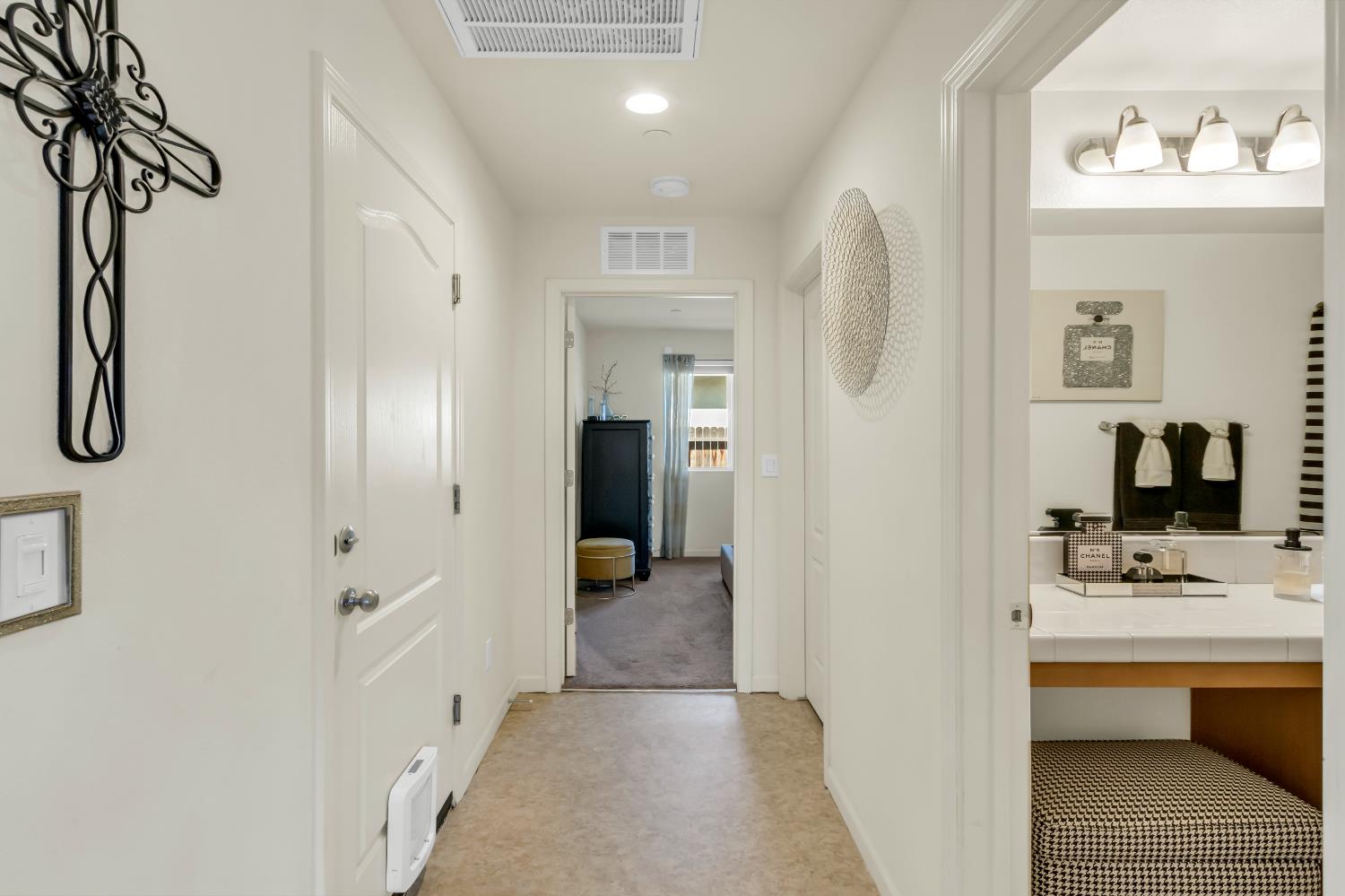 Sierra Bluff Street, Olivehurst, California image 33