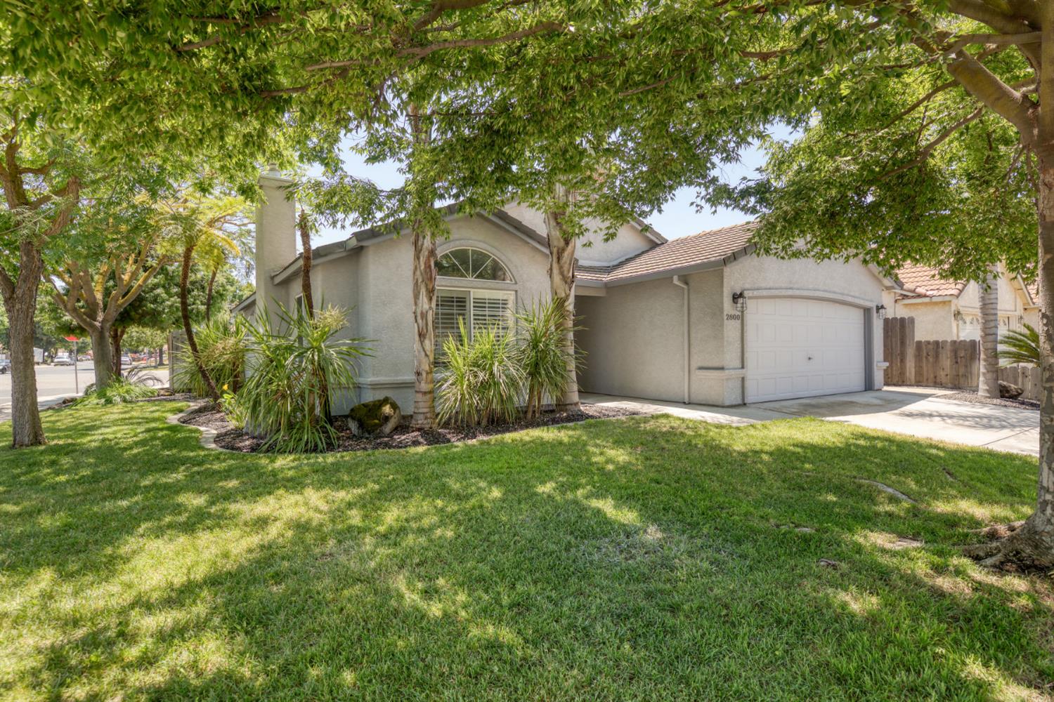 Bernstein Drive, Modesto, California image 2