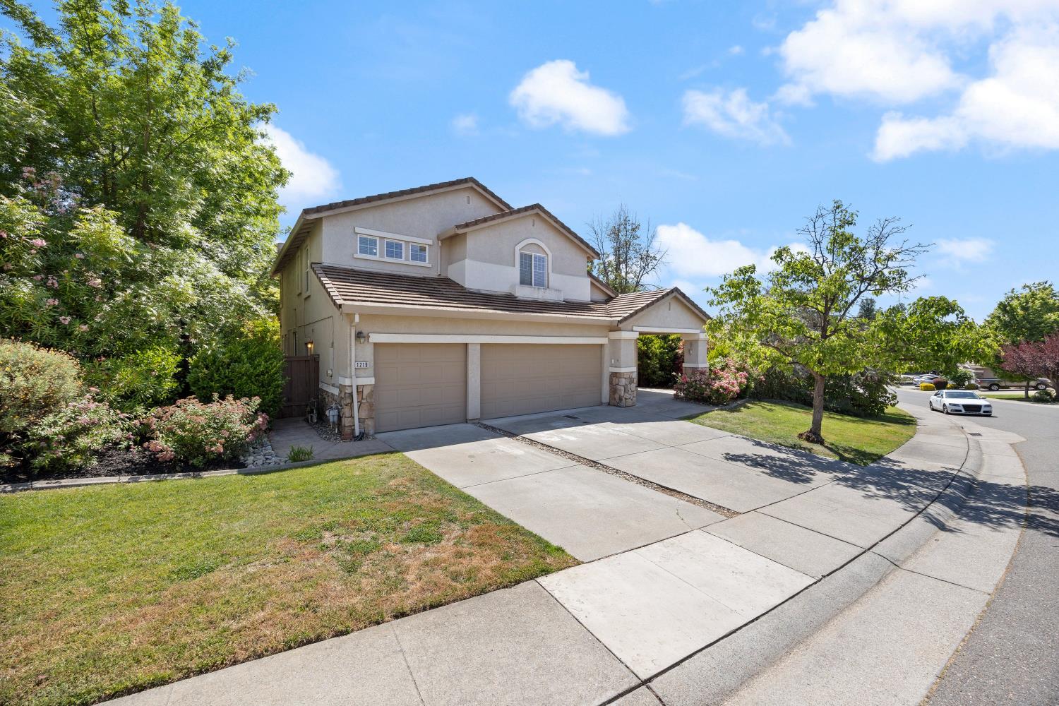 Galston Drive, Folsom, California image 2