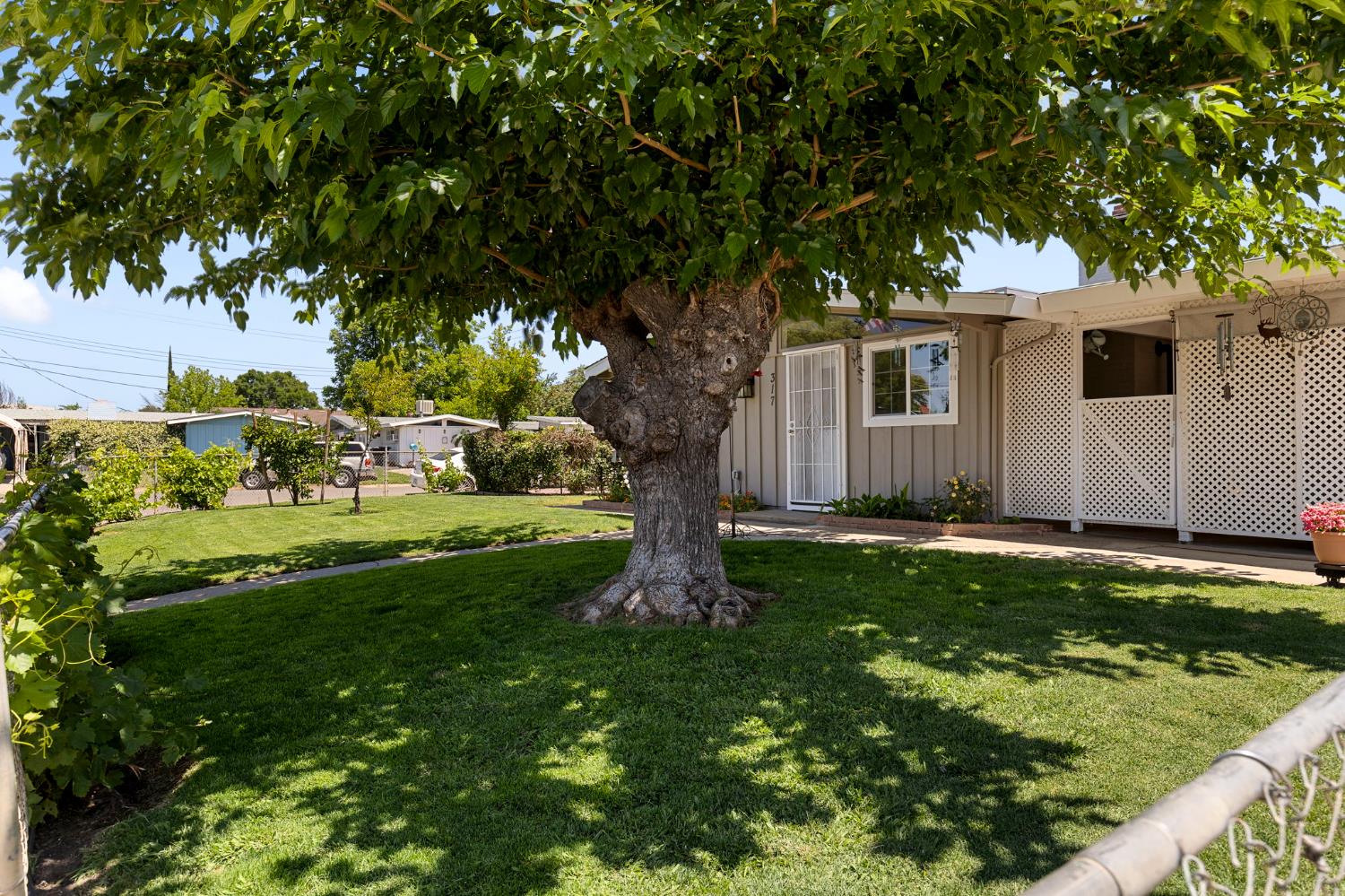 Brentwood Road, Roseville, California image 2