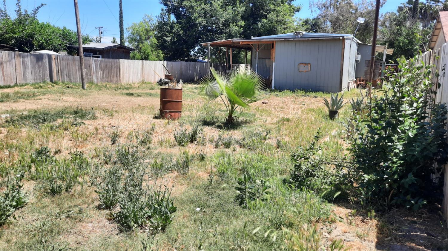 Elm, Chowchilla, California image 15