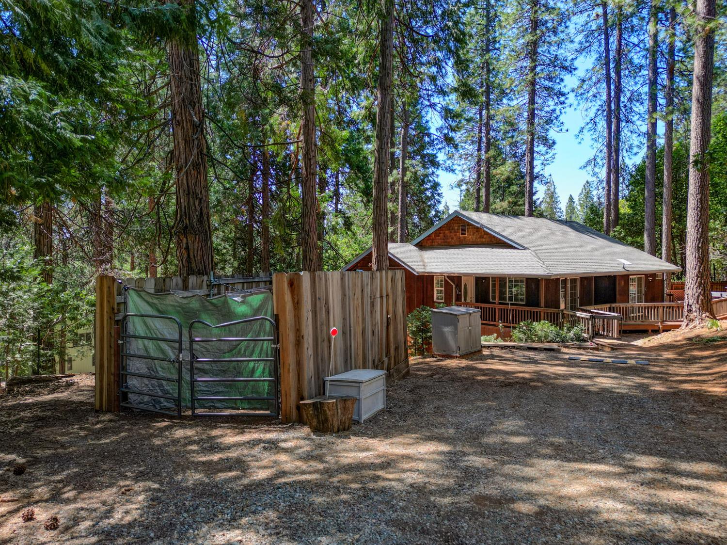 Forest Knoll Court, Pioneer, California image 11