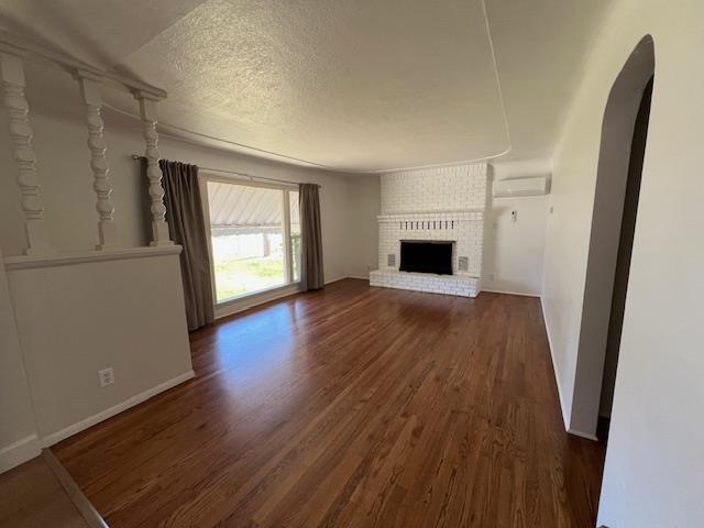 Laurel Avenue, Gustine, California image 6