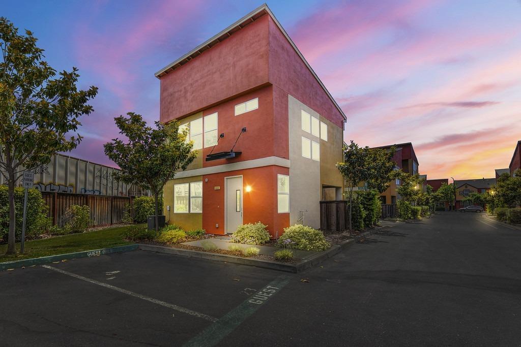 Bainite Court, West Sacramento, California image 21