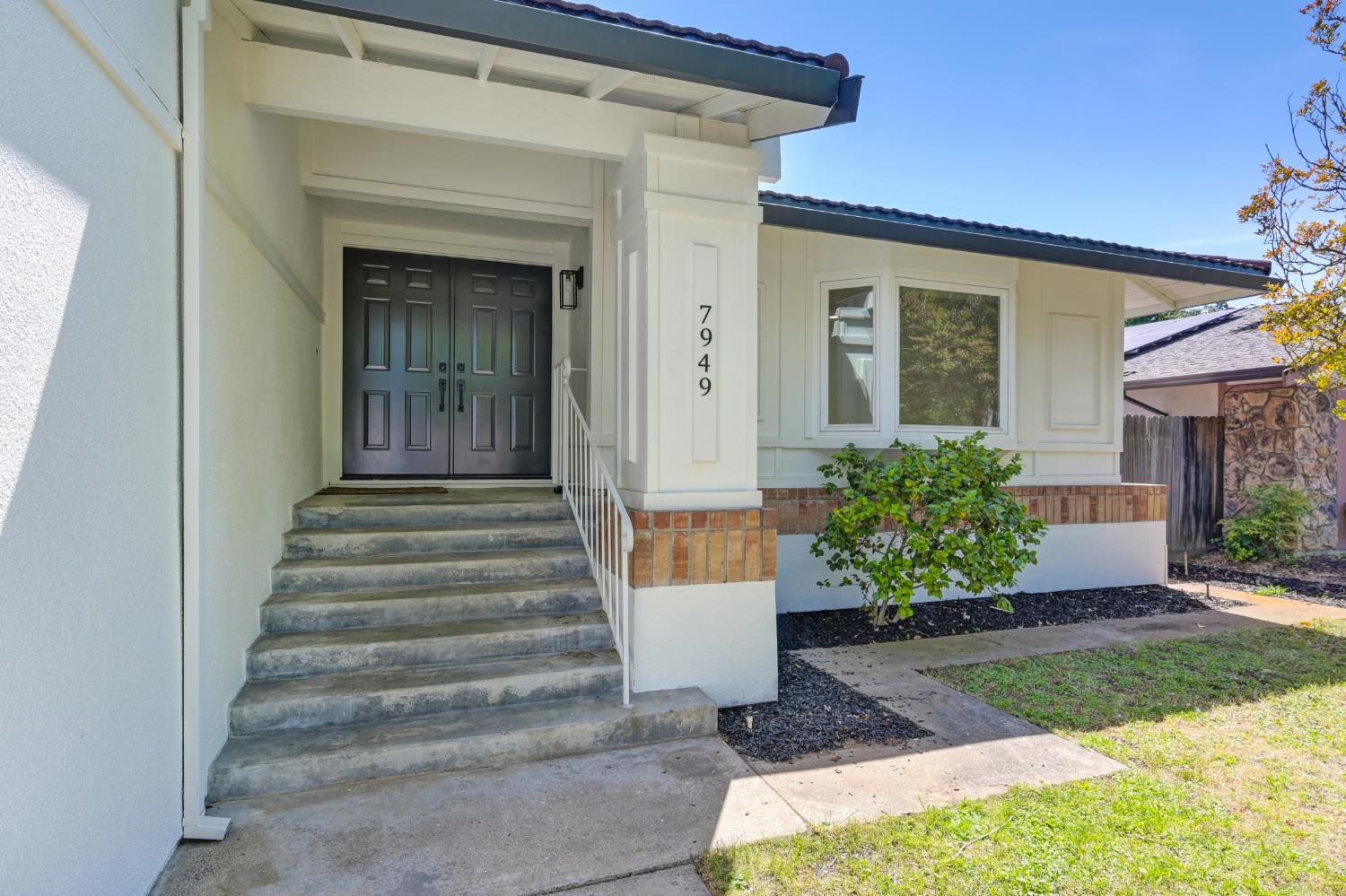 Coral Oak Way, Citrus Heights, California image 4