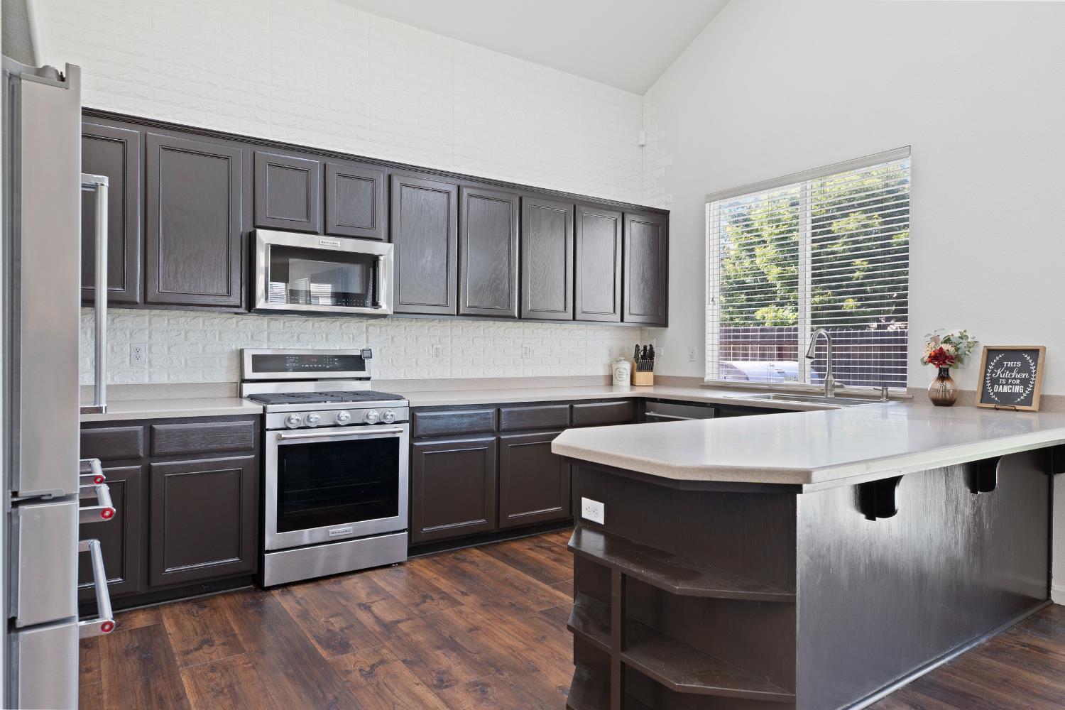 Moonbeam Way, Turlock, California image 14