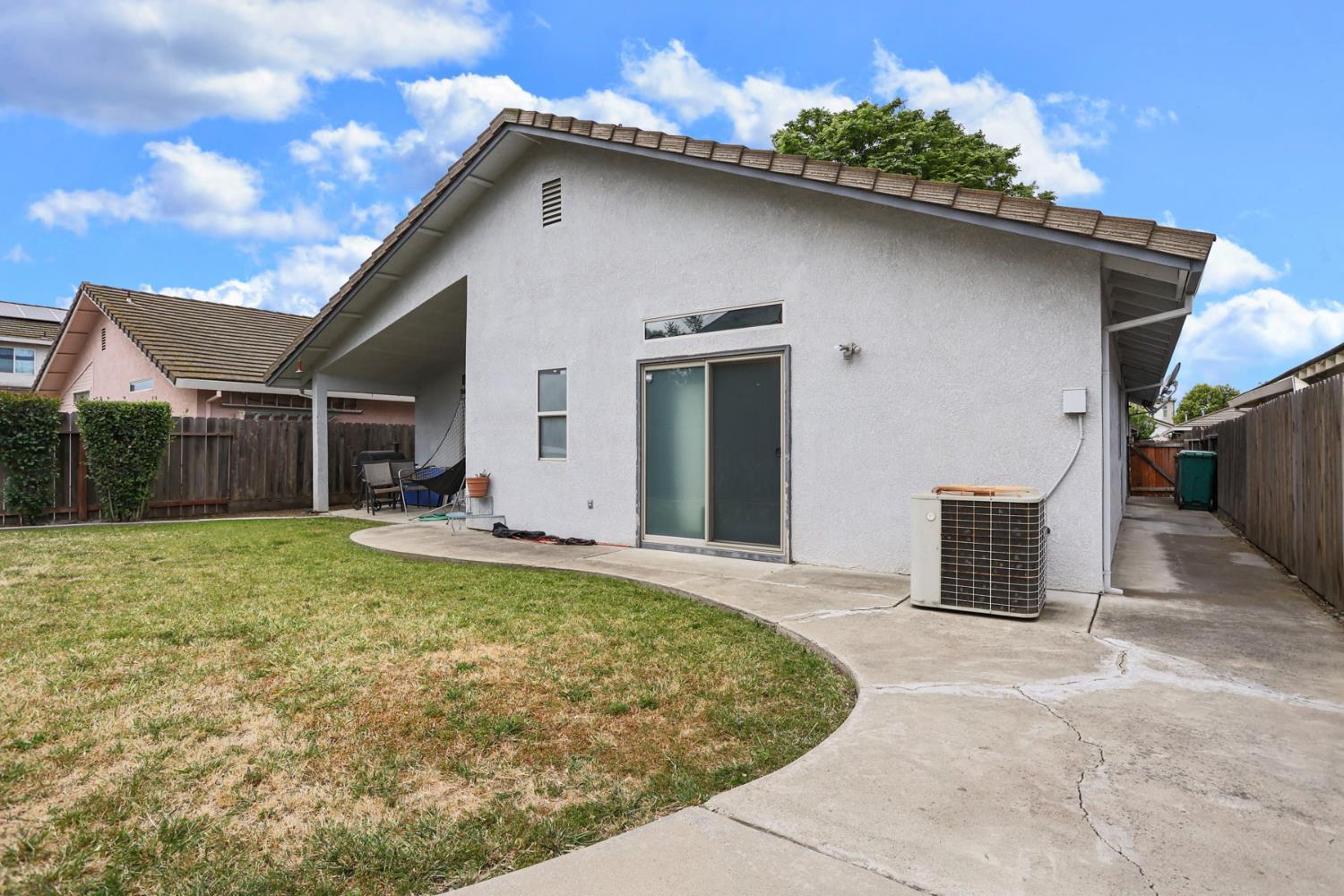 Cayman Court, Stockton, California image 27