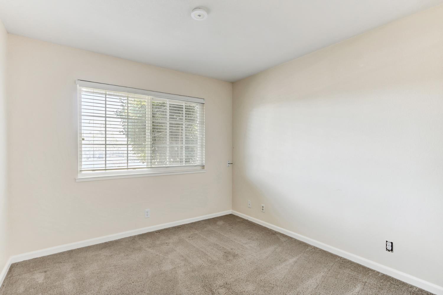 Oak Creek Court, Roseville, California image 30