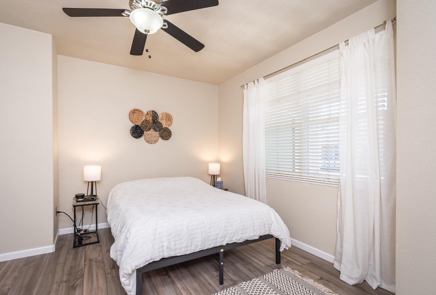 Photo #32: 225068677 Listing: Photo #32