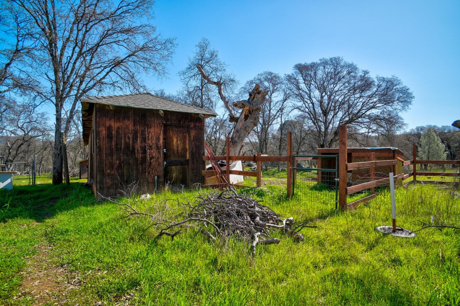Stoney Oaks Boulevard, Oroville, California image 41