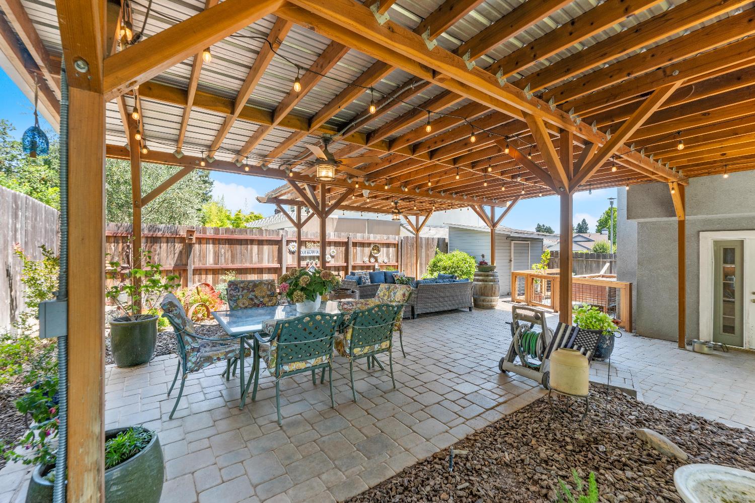 Crown Prince Court, Elk Grove, California image 48