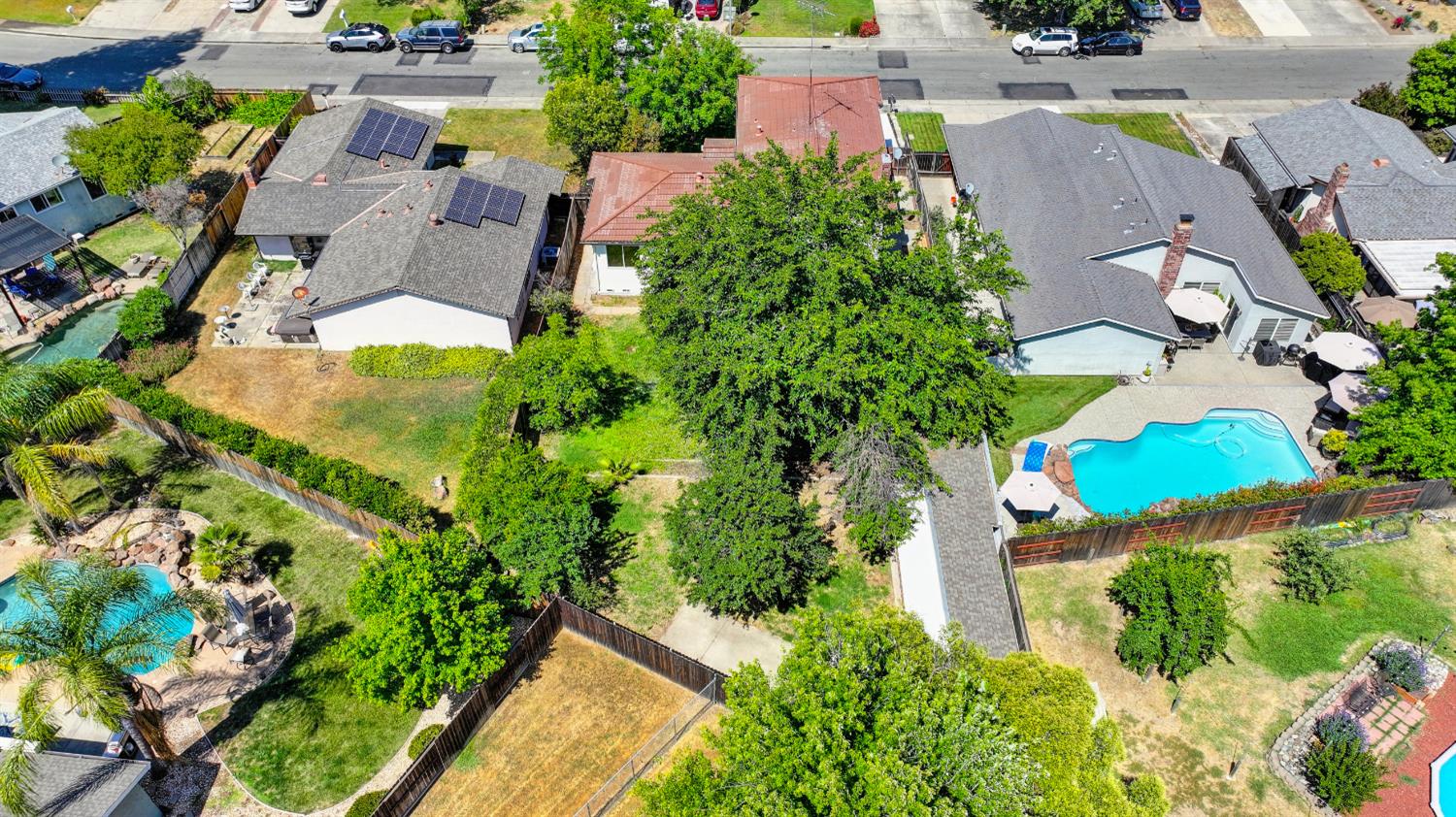 Coral Oak Way, Citrus Heights, California image 36