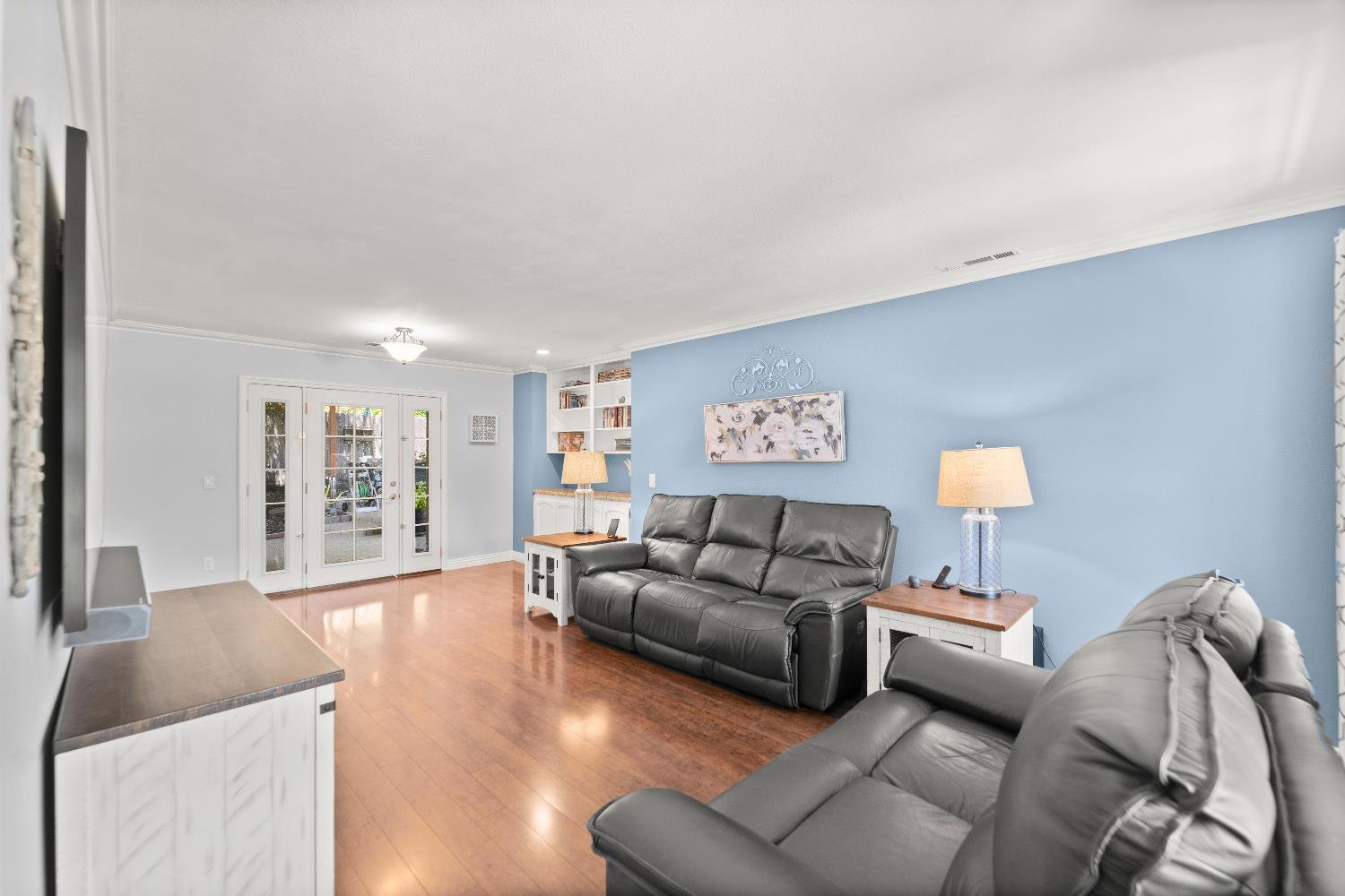 Crown Prince Court, Elk Grove, California image 17