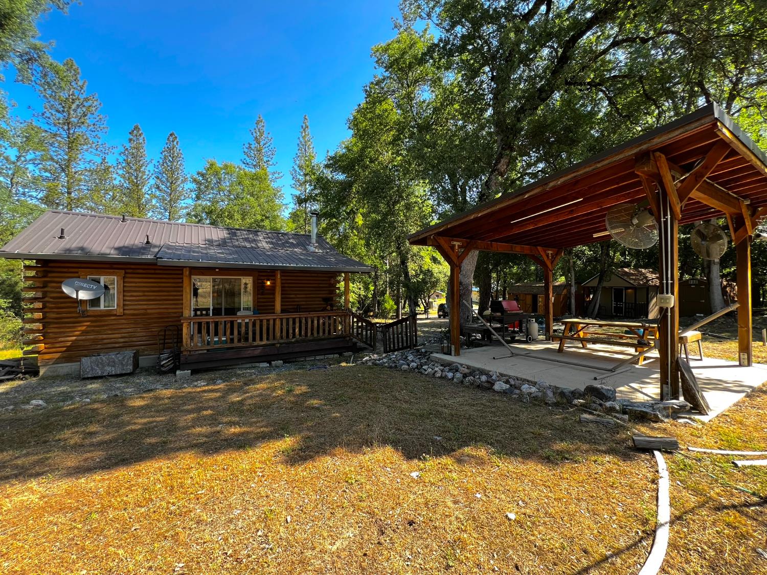 Hidden Valley Road, Mountain Ranch, California image 2