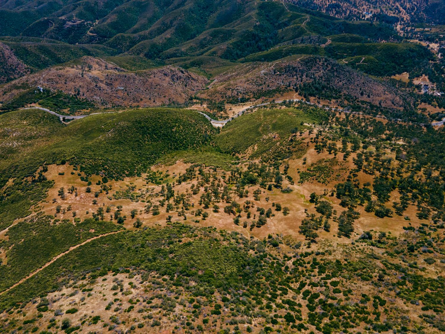 Schilling Road, Coulterville, California image 1