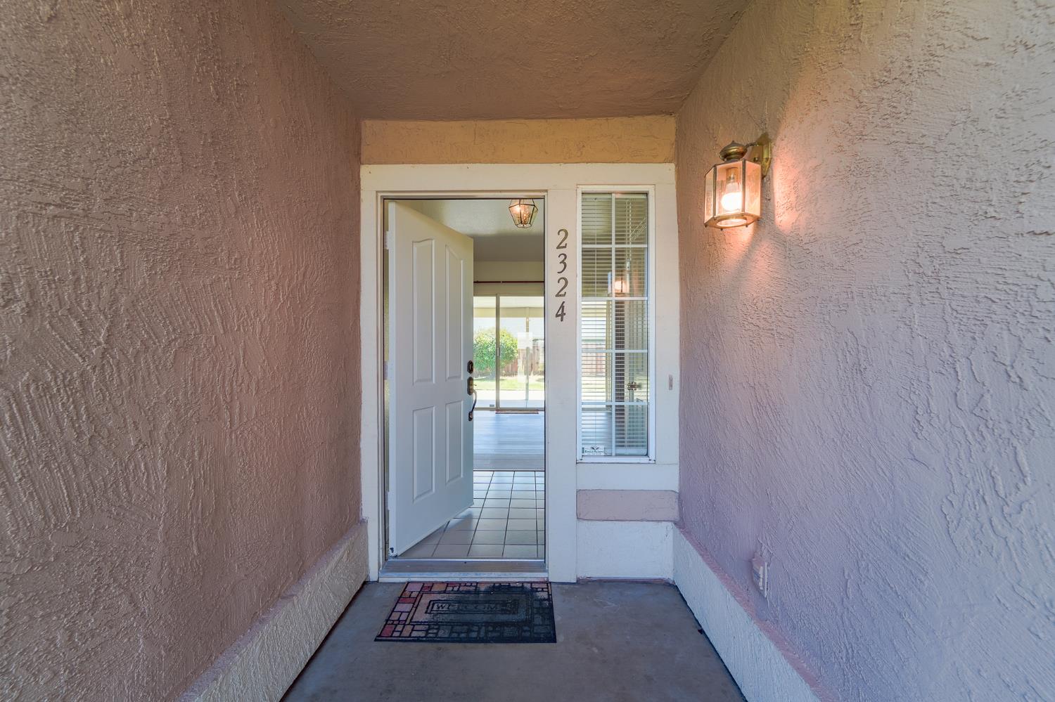 Colony Manor, Riverbank, California image 6