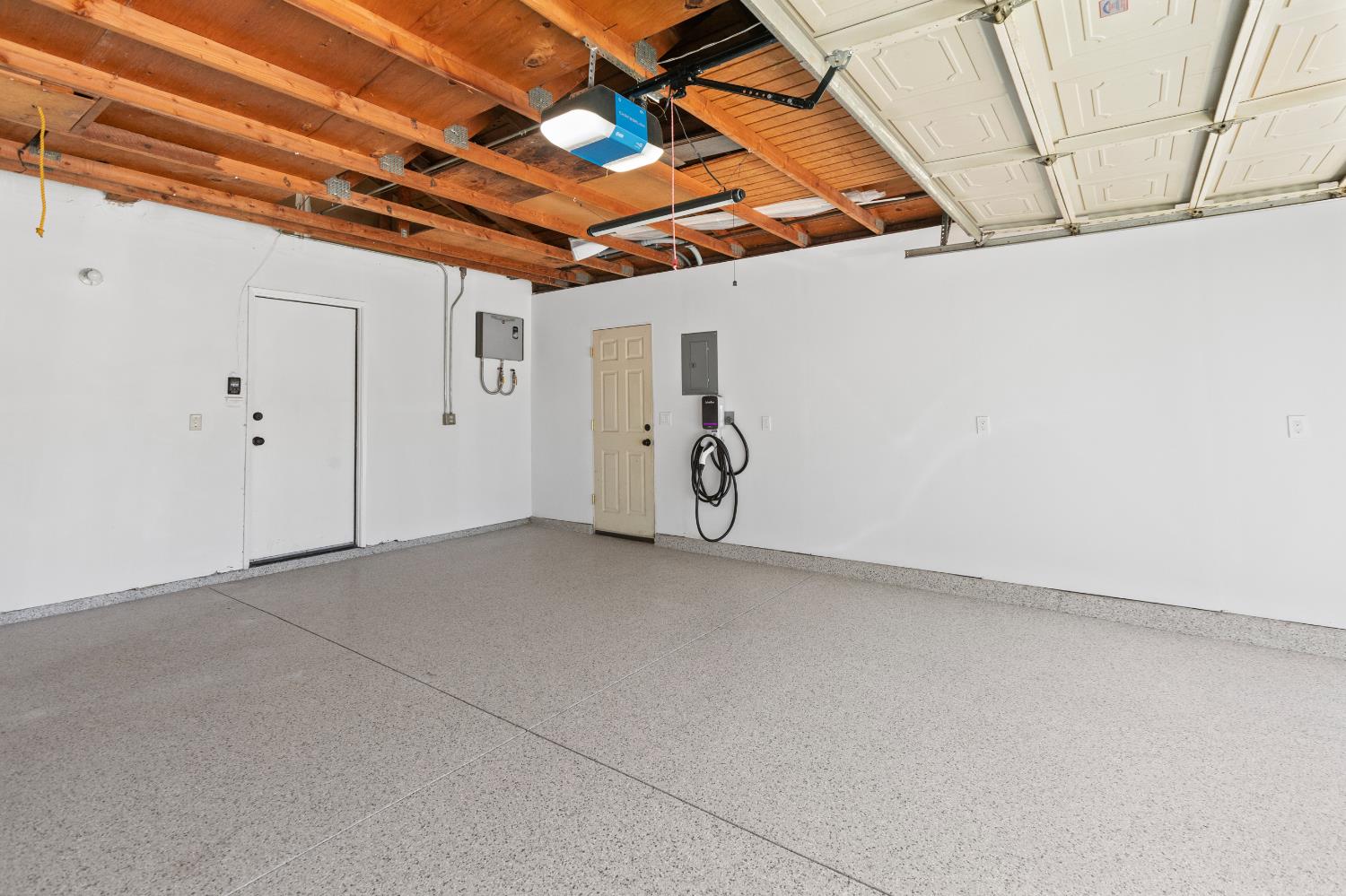 Glen Alder Way, Sacramento, CA, 95826-4058