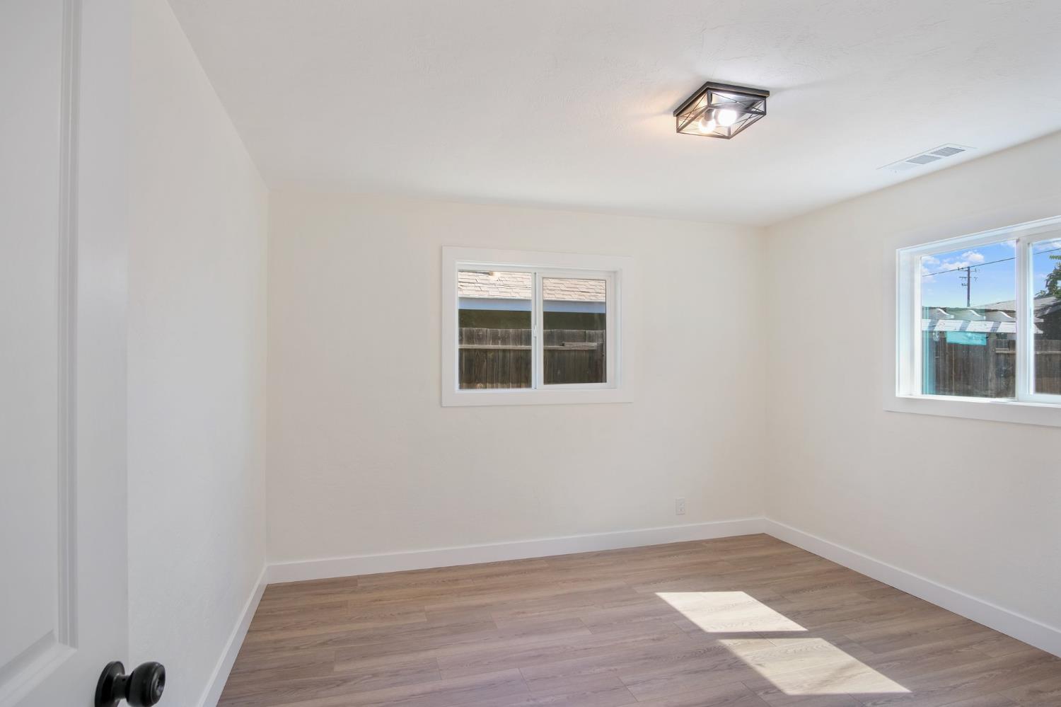 Whitcomb Way, Modesto, California image 12