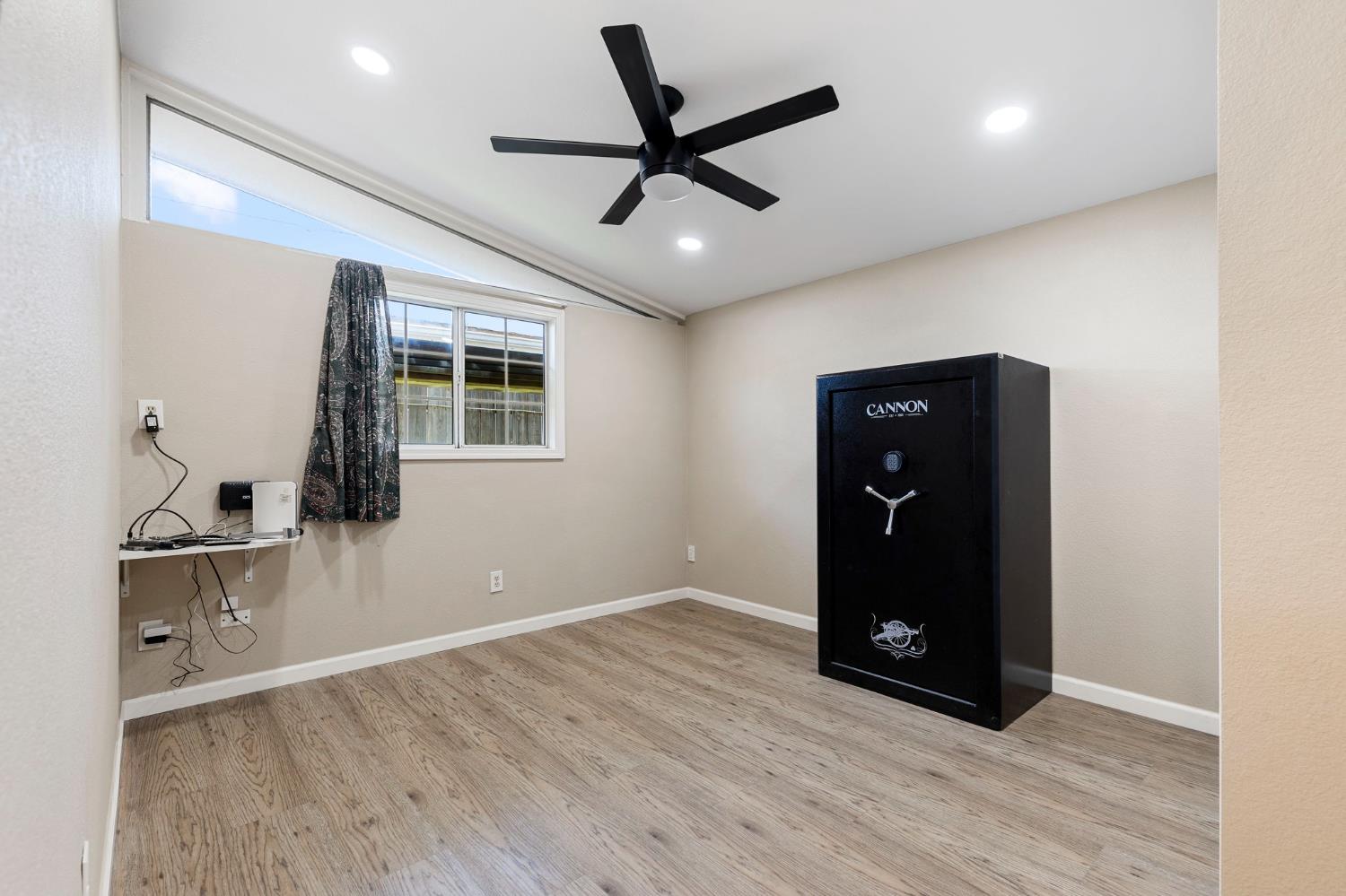 Brentwood Road, Roseville, California image 18