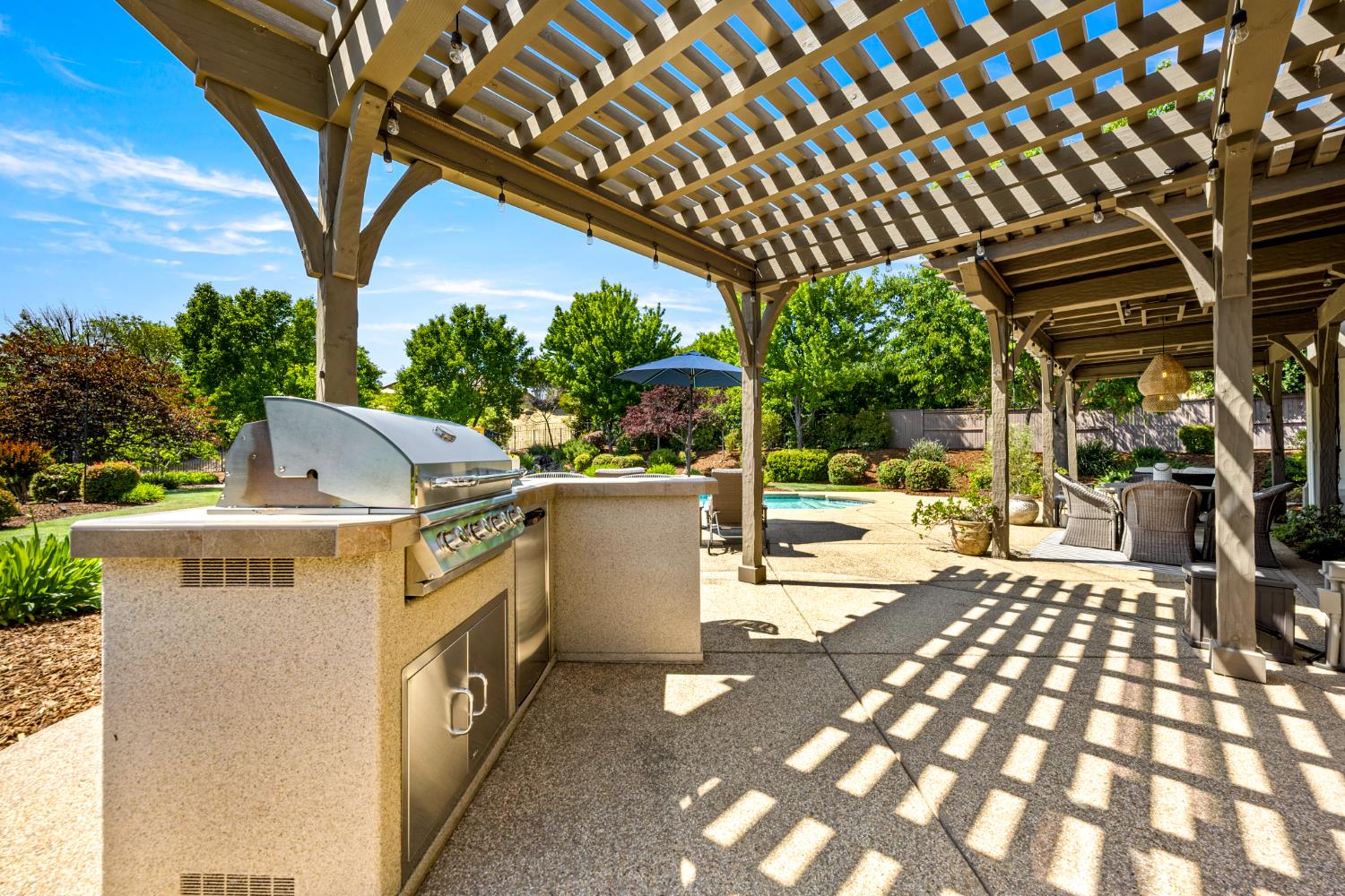 Mertola, El Dorado Hills, California image 37