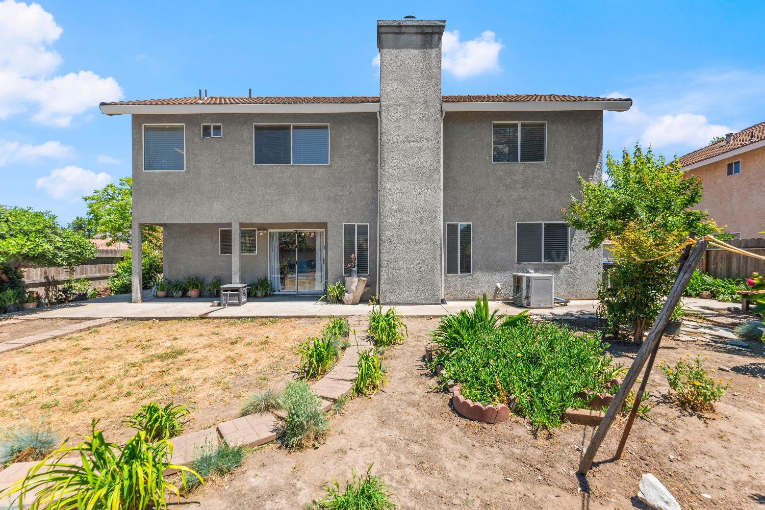 Van Eeden Court, Stockton, California image 38