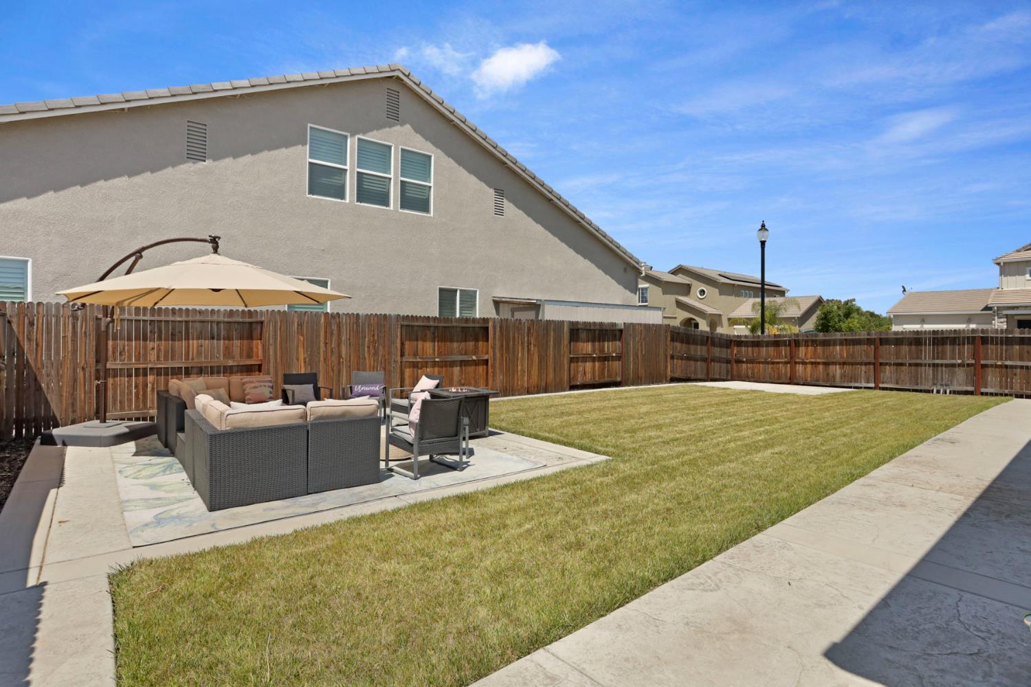Salvador Way, Manteca, California image 36