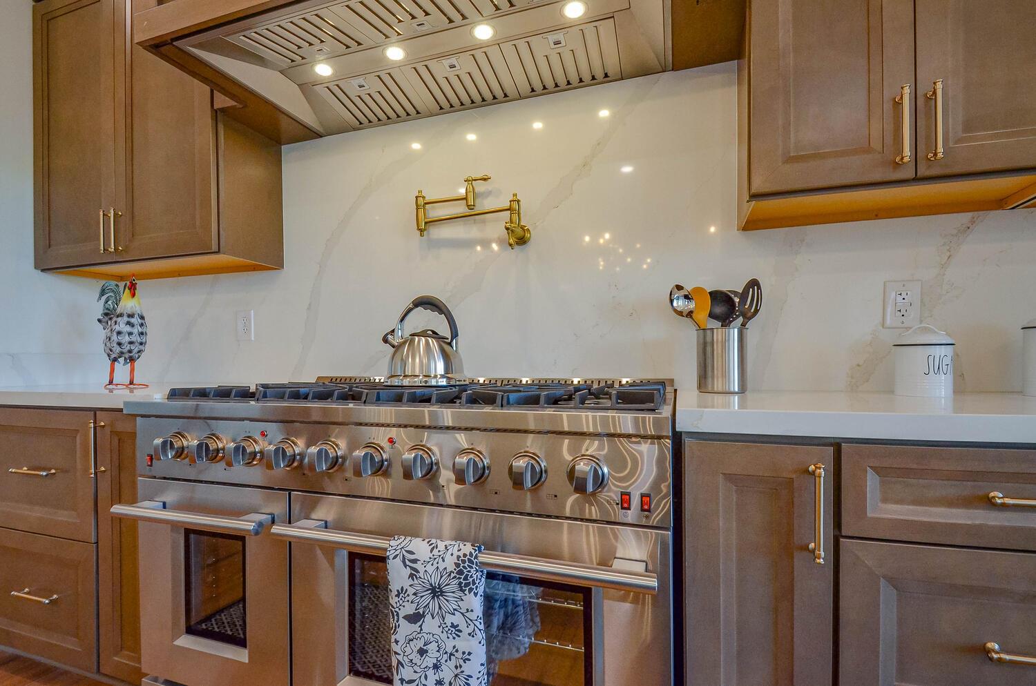 Detail Gallery Image 28 of 75 For 14874 Surrey Junction Ln, Sutter Creek,  CA 95685 - 4 Beds | 3/1 Baths