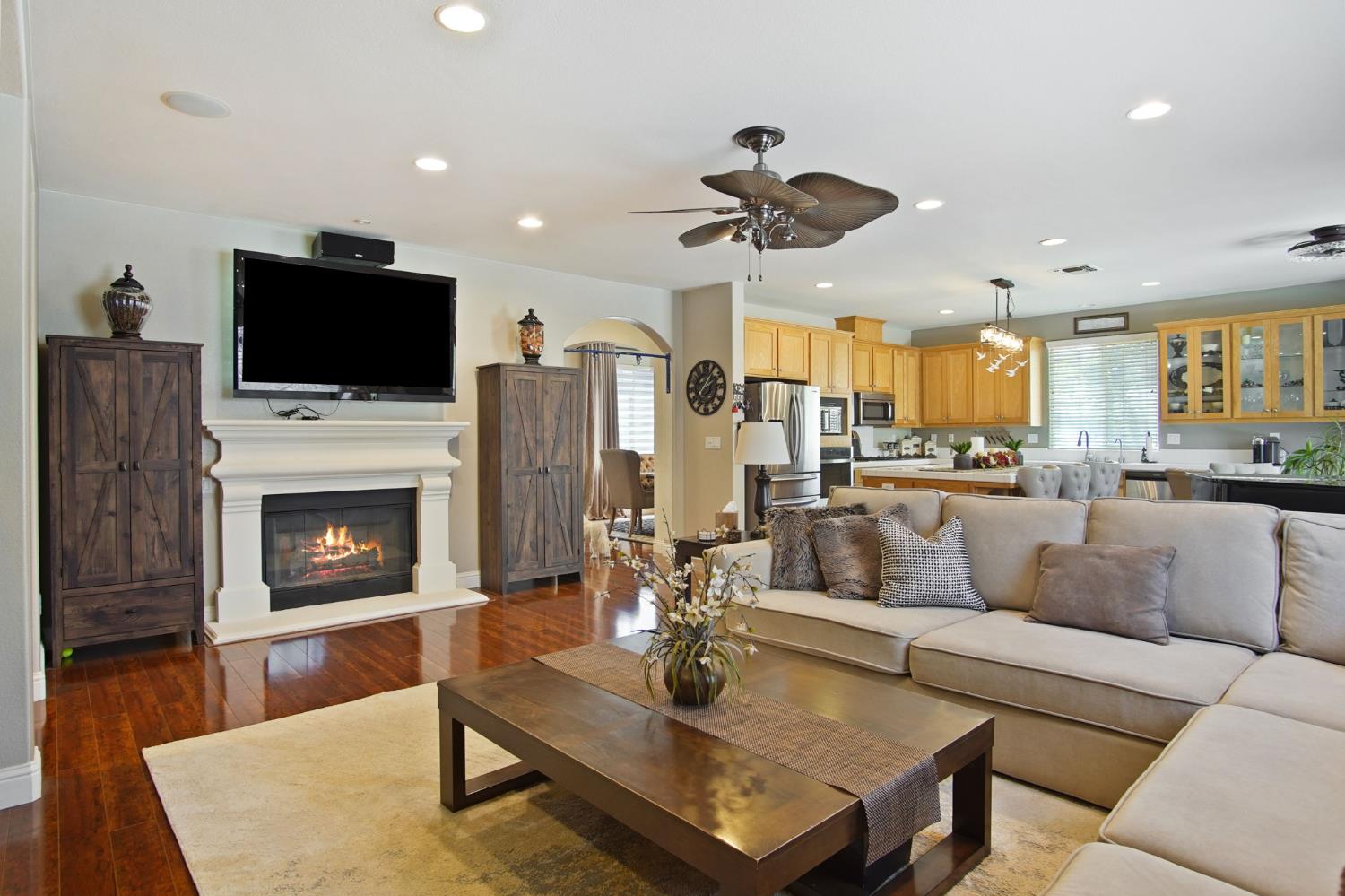 Orchid Lane, Turlock, California image 9