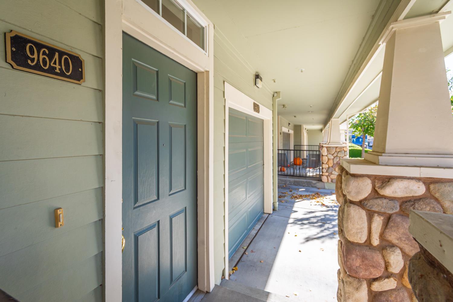 Photo #6: 225068677 Listing: Photo #6