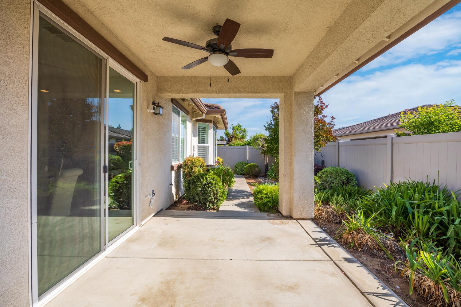 Rose Briar Place, Manteca, California image 35