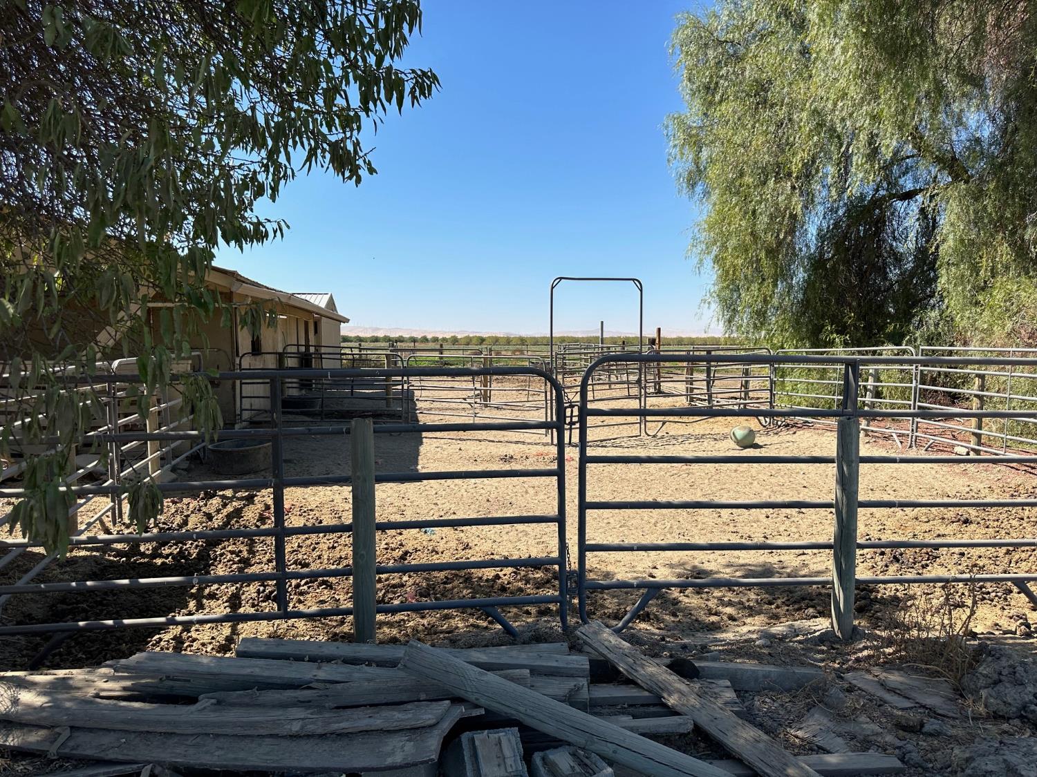S Lammers Road, Tracy, California image 37