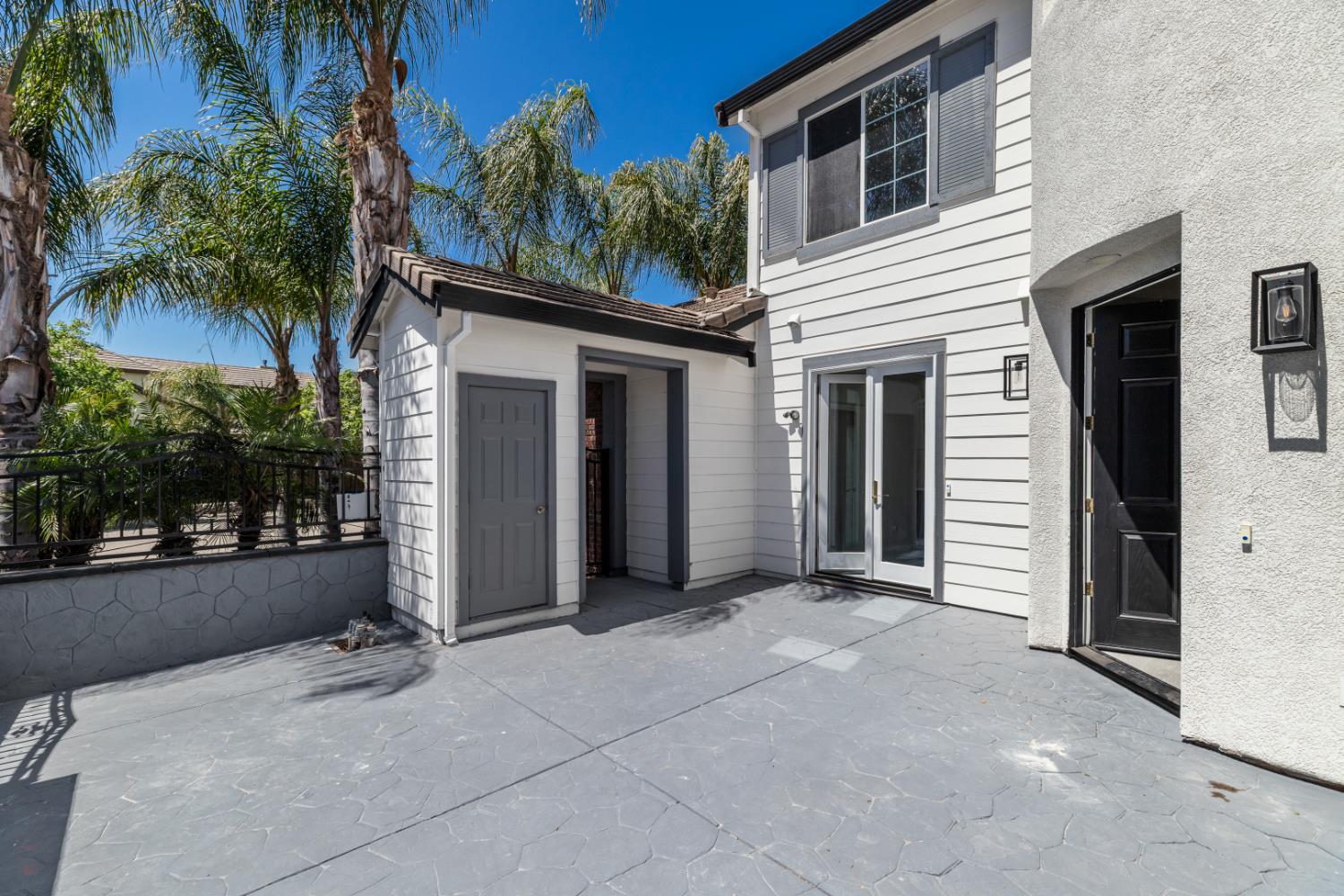 Detail Gallery Image 7 of 82 For 2431 Ogden Sannazor Ct, Tracy,  CA 95377 - 6 Beds | 4/1 Baths