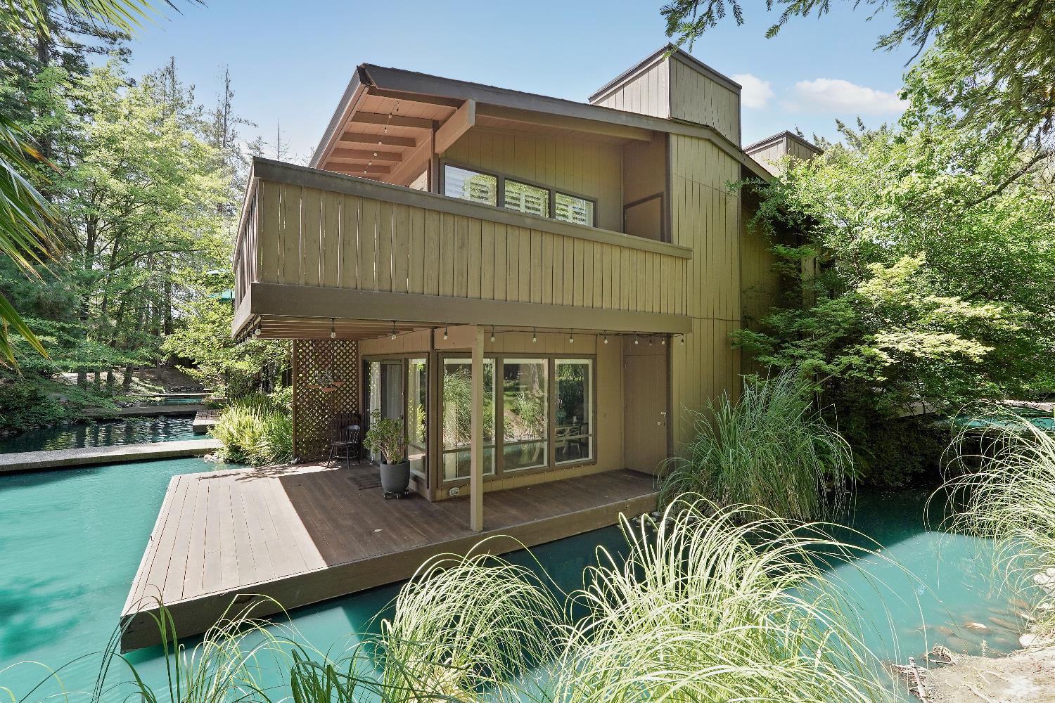 Photo #2: 225067869 Listing 