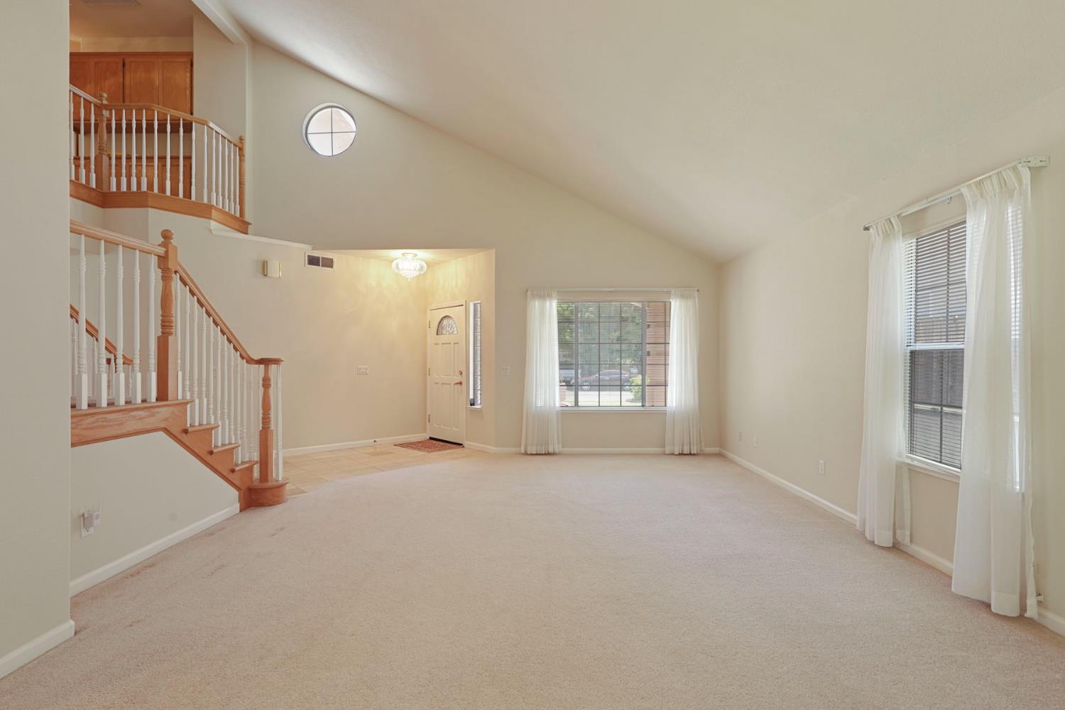 Detail Gallery Image 11 of 50 For 1053 L Aloutte Way, Sacramento,  CA 95831 - 4 Beds | 3 Baths