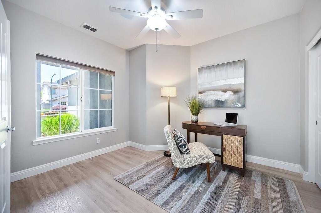 Azalea Garden Way, Rancho Cordova, California image 10