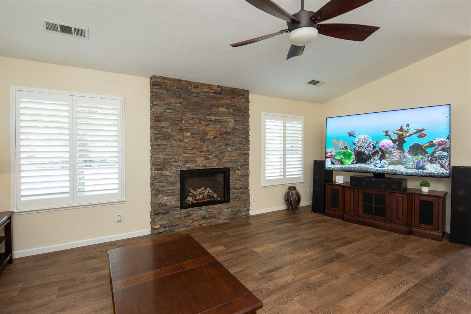 Bernstein Drive, Modesto, California image 5