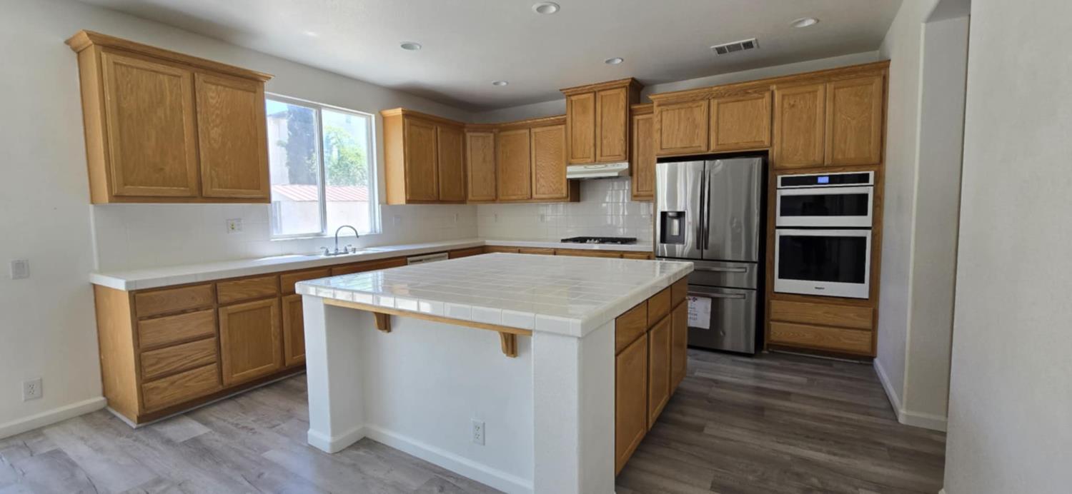 Avignon Drive, Merced, California image 9