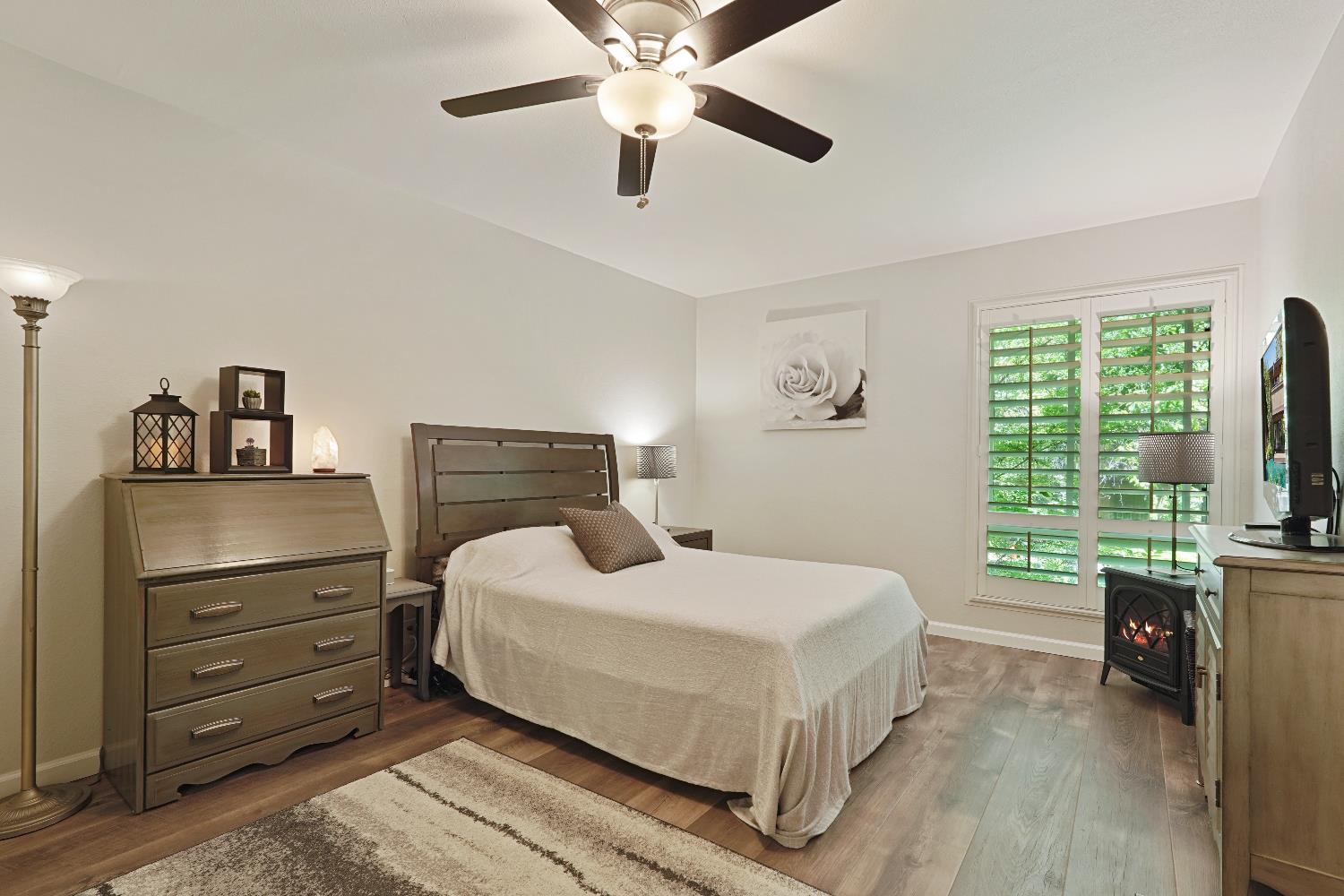 Photo #18: 225067869 Listing: Photo #18