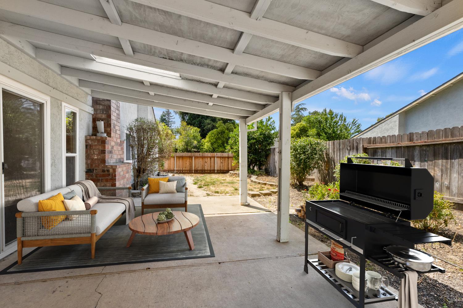 Glen Alder Way, Sacramento, CA, 95826-4058