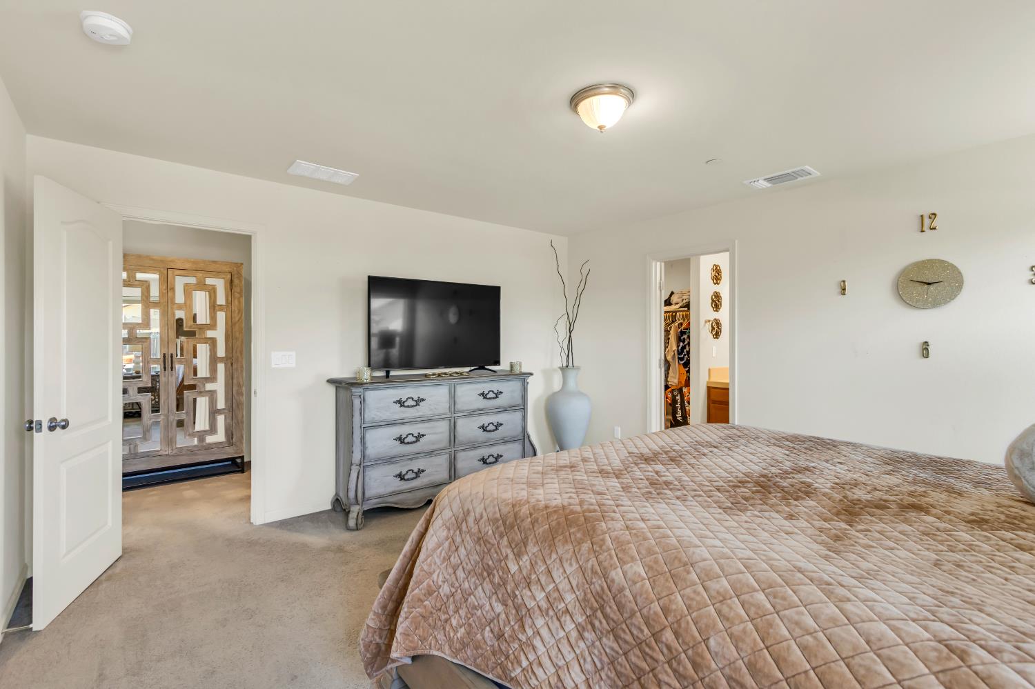 Sierra Bluff Street, Olivehurst, California image 25