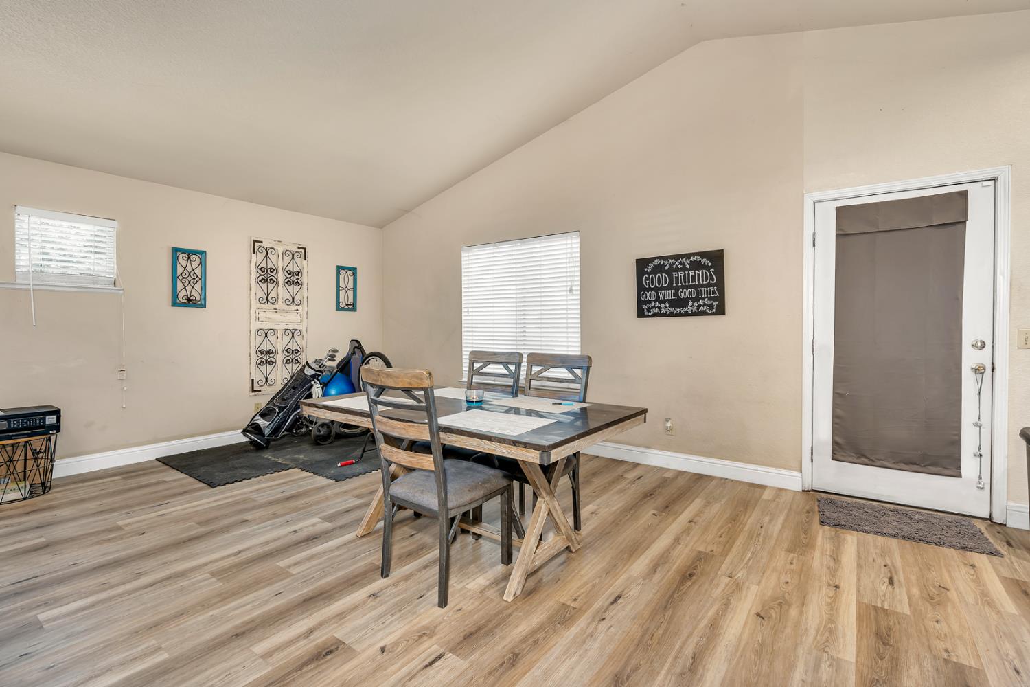 Rancho Vista Drive, Atwater, California image 9