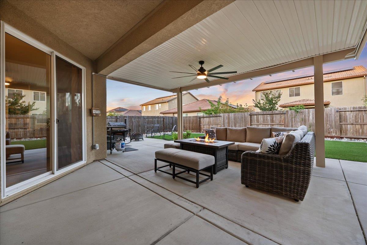 Encore Way, Roseville, California image 34