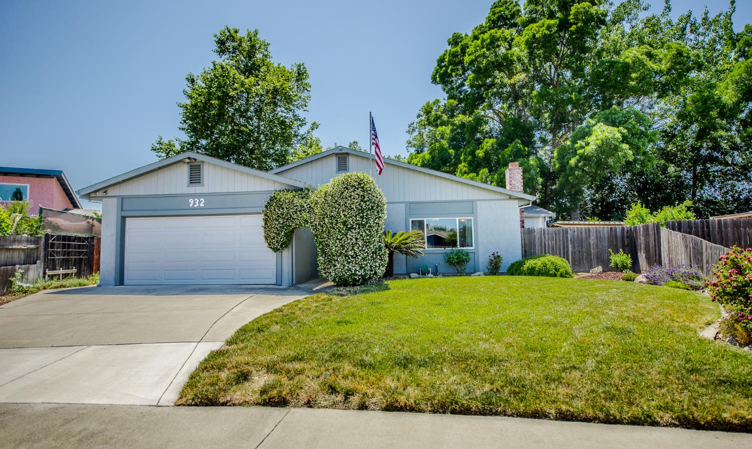 Leo Way, Woodland, California image 1