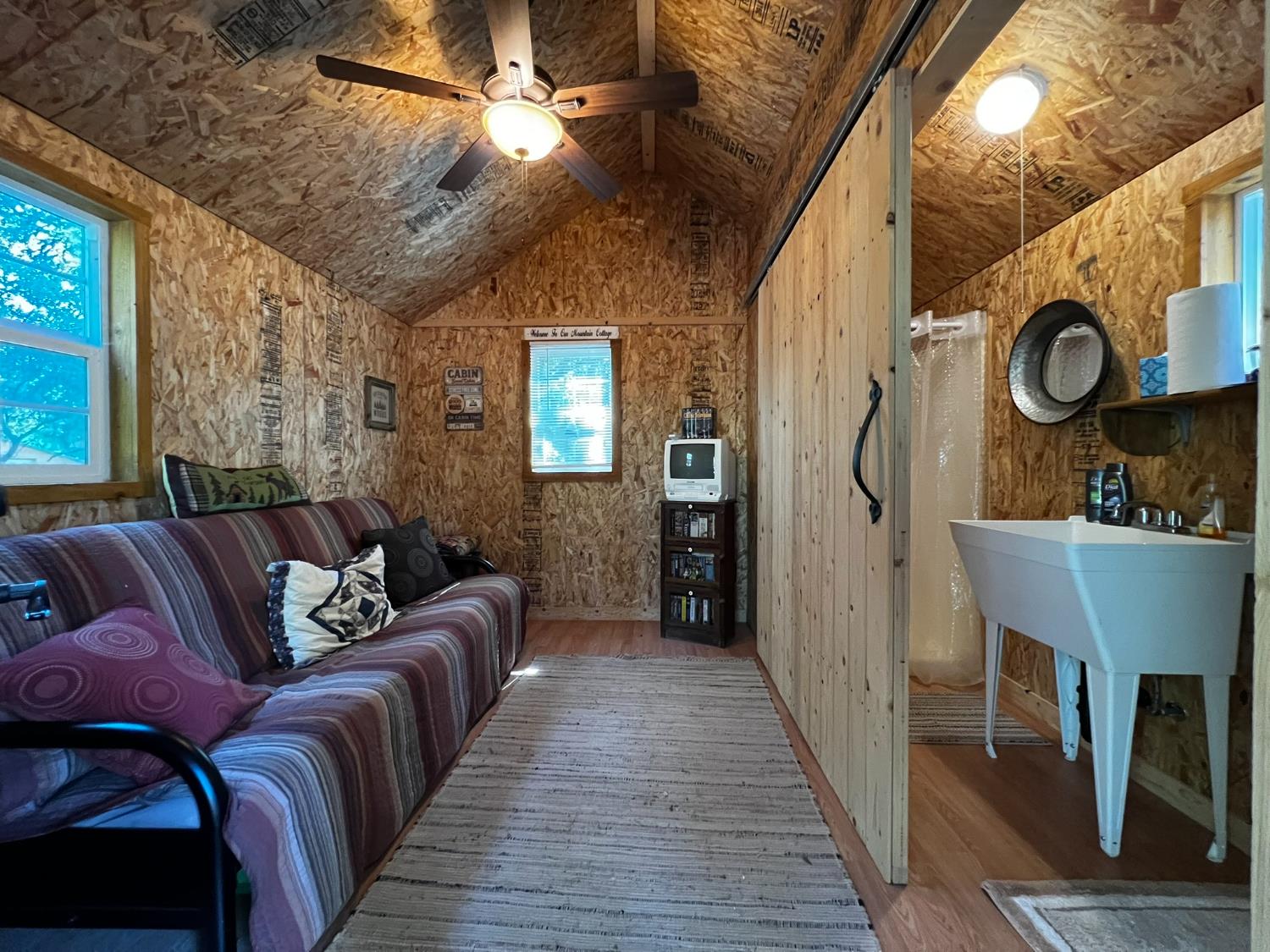 Hidden Valley Road, Mountain Ranch, California image 33
