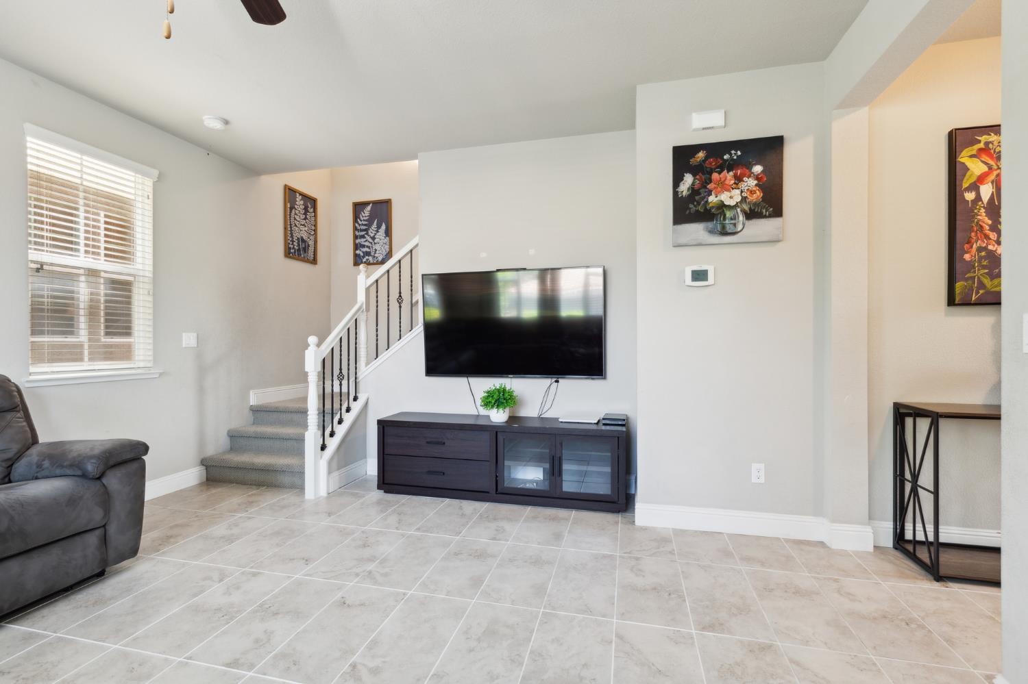 Veranda Court, Folsom, California image 13