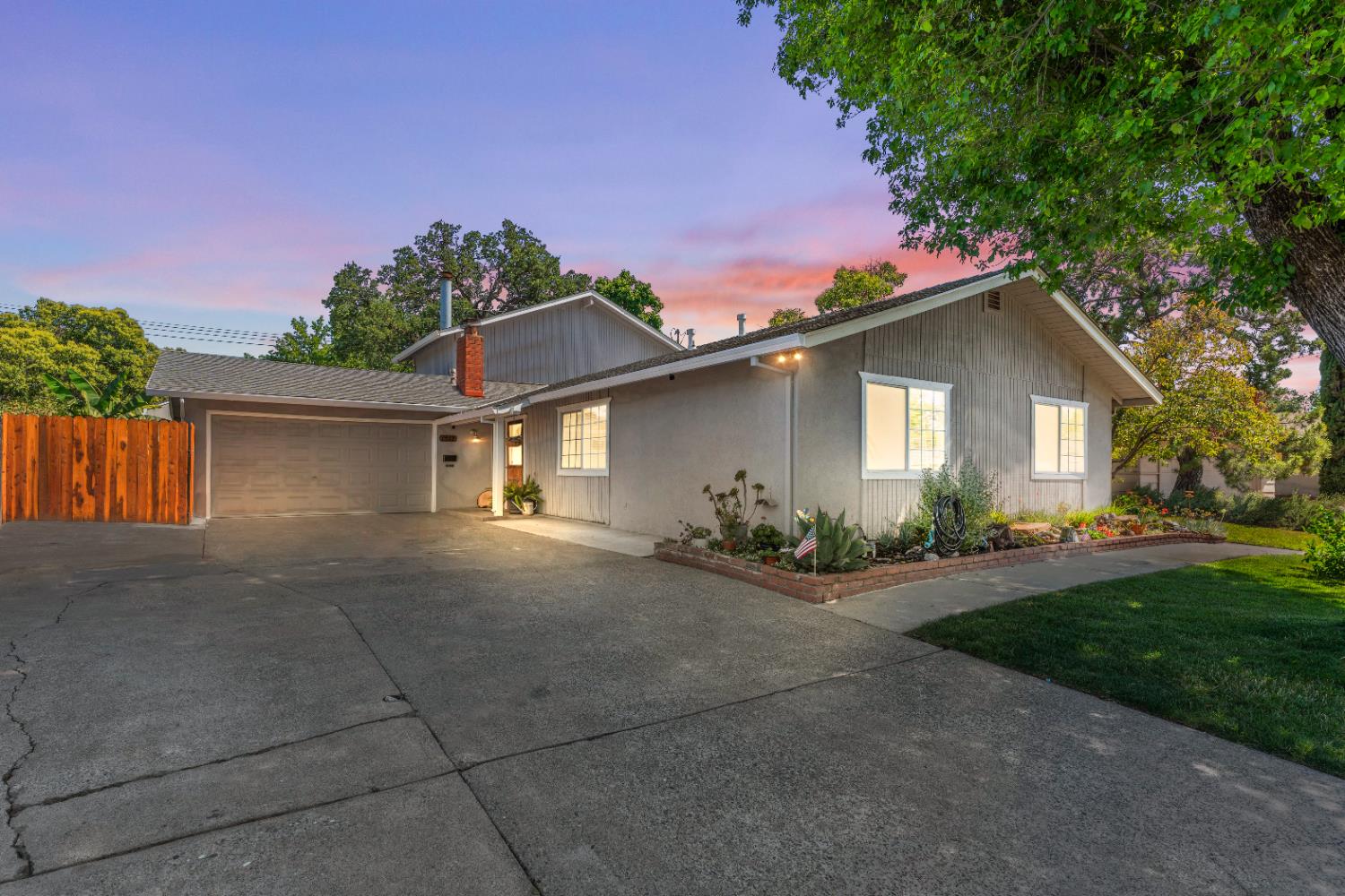 Oak Tree Drive, Roseville, California image 1